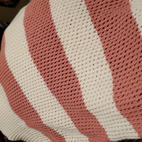 Elan Pink & White Cold Shoulder Knit Sweater - Picture 6 of 7